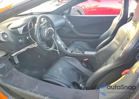 2015 Mclaren Automotive 650S Spider z USA, uszkodzony, nr VIN SBM11FAA9FW004945